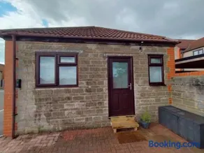 Private self contained self catering flat - Image 2