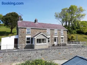 Ffyllon Fawr - Image 1