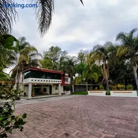 Finca el Nogal - Casa Entera Familiar Moderna con Amplio Jardín Atlixco puebla - Image 1