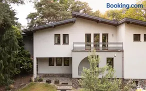 Chill&SPA Villa 30 min od Warszawy, Yoga, Sauna, Sport - Image 1