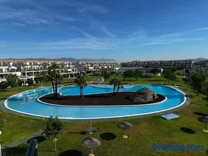 Magnífico Apartamento con piscinas en Golf Mar - Image 1