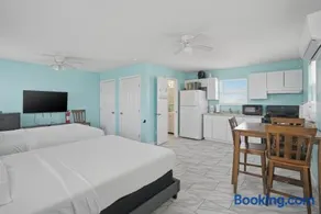Beachside 1BR Studio Sleeps 4 & Near North Beach - Image 4