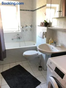 2 Zimmer Wohnung mit Balkon - Nähe Messe - Image 1