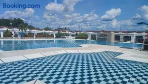 Agradable casa con piscina en tierra caliente - Image 2