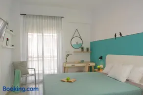 Kochyli Beach Studios - Image 1