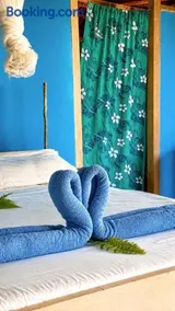 Lonnoc ocean view beach bungalows - Image 4