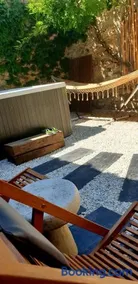 Maison de maître à BRAM # Jacuzzi - Image 5