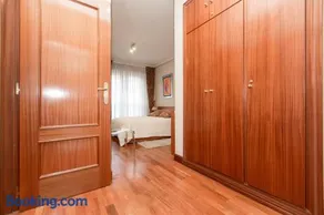 Apartamento céntrico con vistas a la Ría! garaje, ideal 2-4 - Image 3
