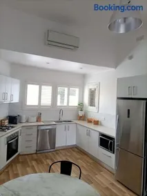 Peel Cottage - Image 3