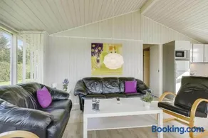 40525-Juelsminde-Pot-Strandby-275 - Image 2
