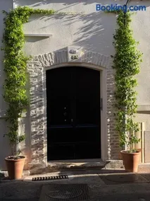 Old town-Exceptional Apartment-in absolute calm - Image 1