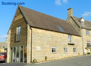 Cotswold Charm George Barn - Image 4