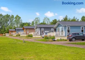 Otters Mead Boutique Lodges - Image 2