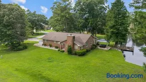 River Bend Retreat - Image 3
