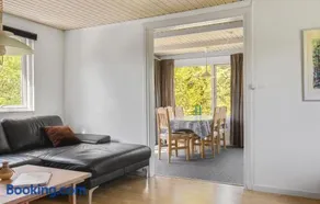 Two-Bedroom Holiday Home In Jagerspris - Image 4