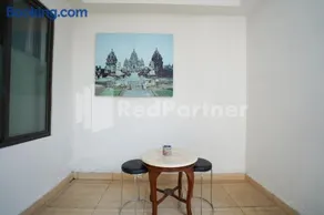 Maita Homestay Ringroad Utara Mitra RedDoorz - Image 3
