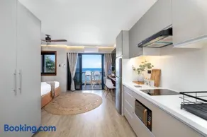 Bonbon Beach House - Image 1