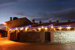 Las Cabañas de Pimiango - Image 2