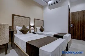 Hotel Arvind- Glitz Hospitality Thane Railway Station - Image 3