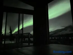 Northern Lights from Hot Tub, Denali National Park - Image 2