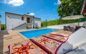 House Smoky with private pool and jacuzzi - Image 2