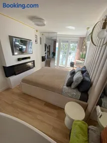 Apartament MoLoo I z widokiem na jezioro - Image 2