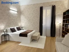 No Name Prestige Apartment - Image 4