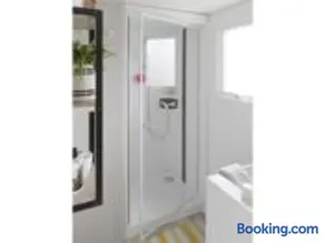 Mobil-home cosy avec terrasse pour 5 personnes - API-1-52-1066 - Image 2