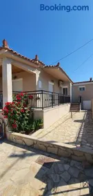 Tonia’s & Chris House - Image 1