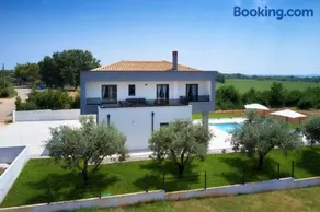 Brand new Villa Borina with pool - Image 3