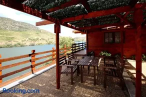 Douro Yacht Charter & Bungalows - Image 4
