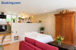 L'Écurie de Jeanne - Appartement avec PARKING et TERRASSE en plein cœur d'Orléans - Image 4