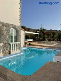 Casa Macken con piscina climatizada y jacuzzi - Image 2