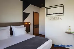 Alto House Faro, AL de Assinatura Modernista - Image 2