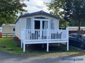 Prestige Static Caravan on 5 Star Holiday Park - Image 3