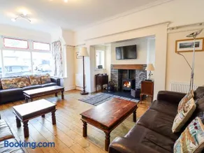 Meadway House - Image 2