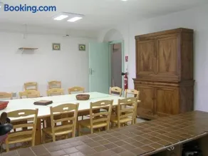 Gîte pour 14 pers à La Chabanne avec WiFi et animaux admis - Image 1