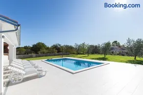 Villa Piljan - managed by Travel Istria - Image 3