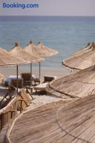 Hotel Qeparo - Image 1