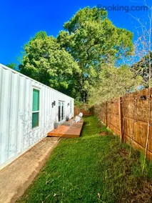 Nomehaus shipping container studio residential neighborhood ATHENS - Image 2