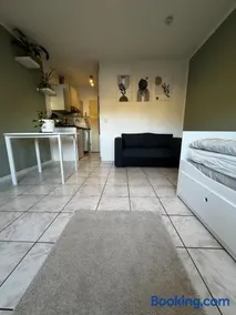1-Zimmer Apartment Waldperle - Image 1