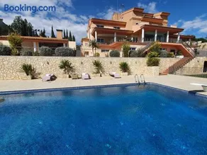 Grand Horizon Villa Valencia - Image 2