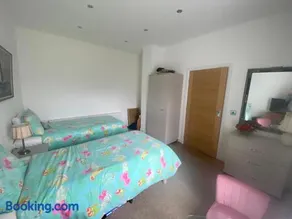 Witheys Lodge - Image 2