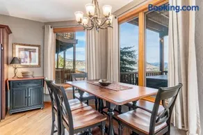 Mount Cirrus 10B Condo - Image 2