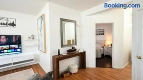 Guest Suite near Spruce Meadows South West Calgary - The Nature Nook - Image 3