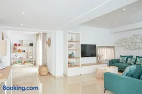 Can Bossa - Private 6BR Villa with Pool in Playa den Bossa - Walk to Hï, Ushuaïa and the Beach - Image 2