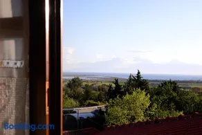 Ktima Marmaro - Image 1