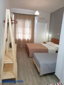 Apart-Hotel Llazari - Image 4