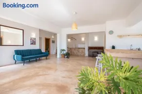 Rhodes Retreat - Image 3