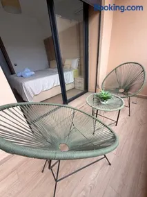 Refuge contemporain à Guéliz 2 chambres avec piscine et terrasse privée - Image 1